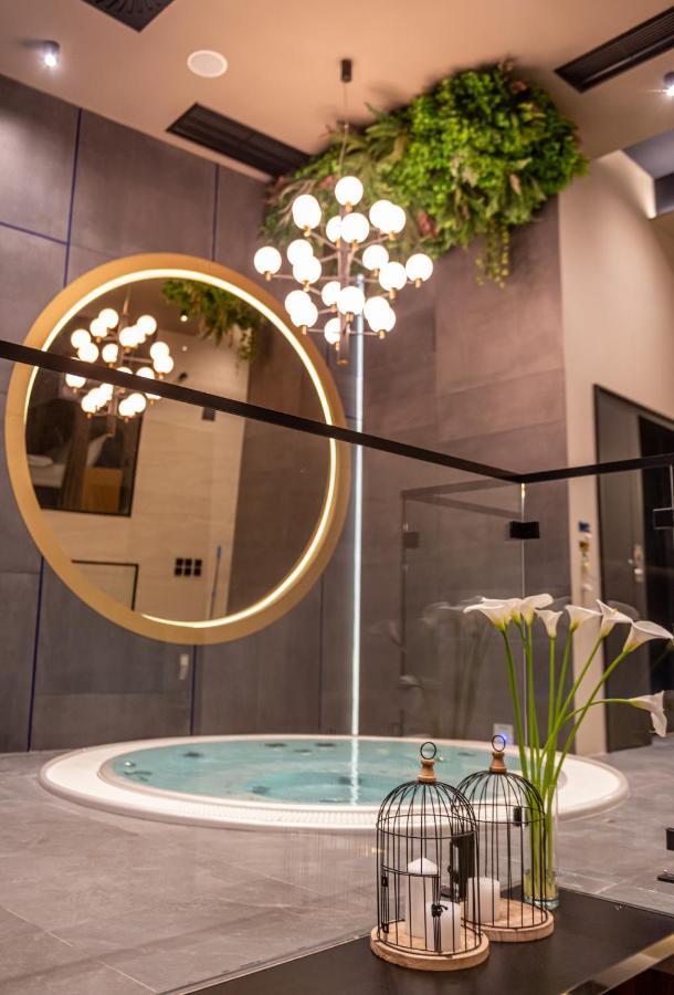 Marconio Wellness Private Pool & Spa - City Center Beograd Ngoại thất bức ảnh
